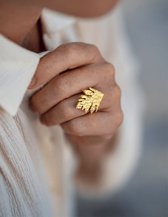 Bague Fwiyapen texturée réglable - Calendé © Cécile Chabert