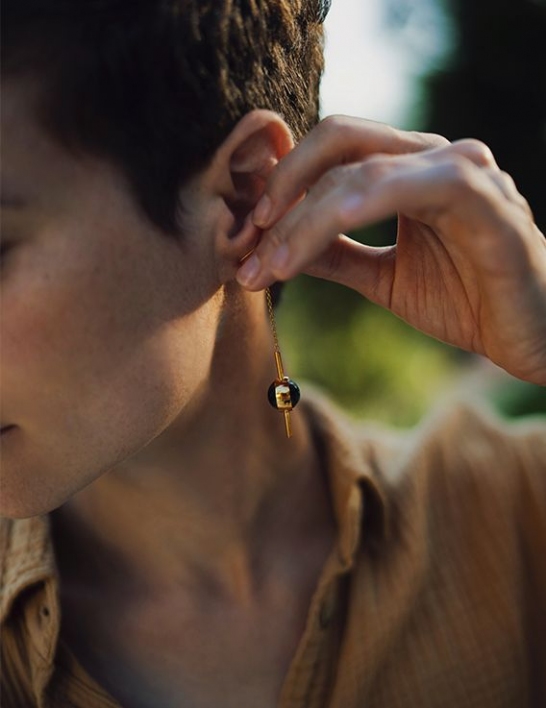 Boucles d’oreille Solstice I - Indra Eudaric - Agate mousse © Cécile Chabert