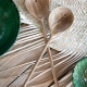 Couverts à salade en bois de manguier © Christine Picard