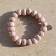 Bracelet en perles d’argile émaillée unisexe - Simbi - Haïti © Cécile Chabert