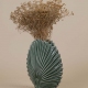 Vase feuille en grès Madam Stoltz - vert © Christine Picard