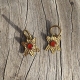 Boucles Kachi – Étoiles en laiton brut martelé & Cornaline | Pince Oreilles