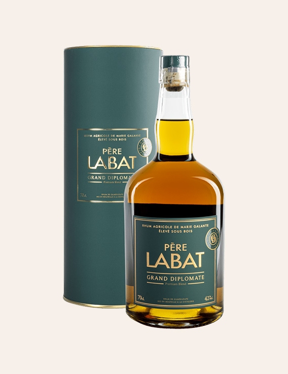 Père Labat Grand Diplomate 42° : Bouteille et son étui