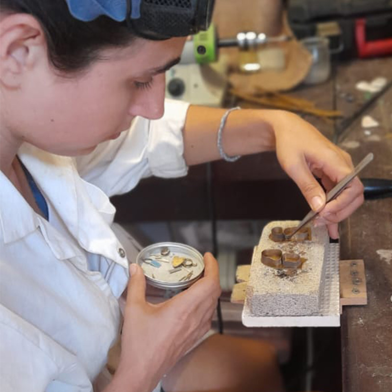 Fabrication atelier Pince Oreilles
