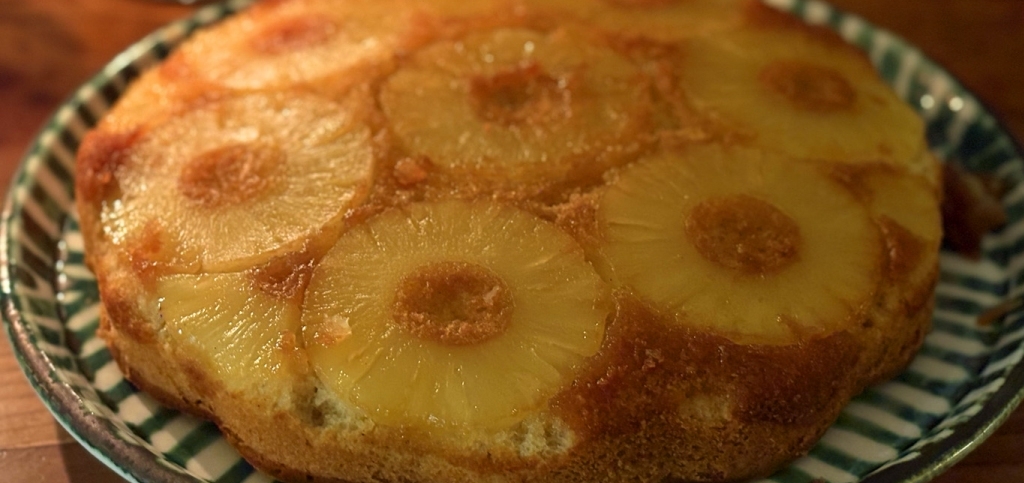 G&acirc;teau antillais &agrave; l&rsquo;ananas frais et rhum agricole
